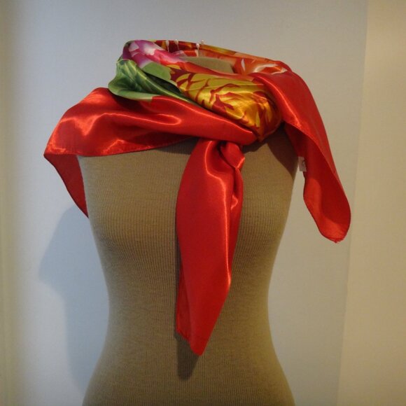NEW Red Flowers Scarf Square - Picture 4 of 7